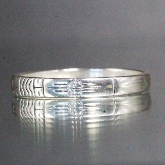 Carolyn Pollack Southwest Sterling Silver Contemporary QVC Etched Band Ring - Picture 4 of 8
